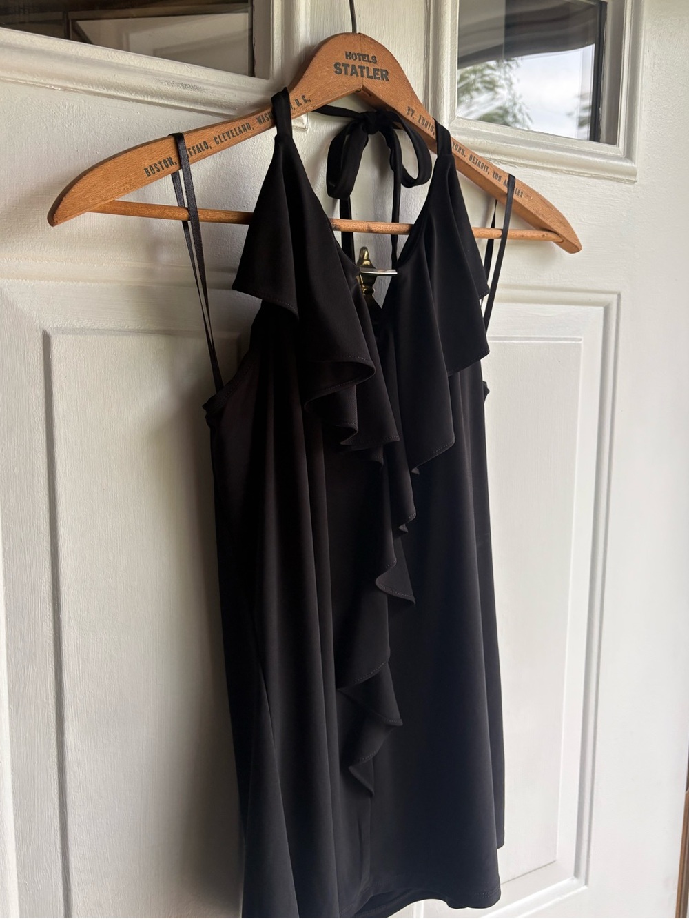 White House Black Market Black Ruffle Halter Top Women’s M Sleeveless Tie Neck
